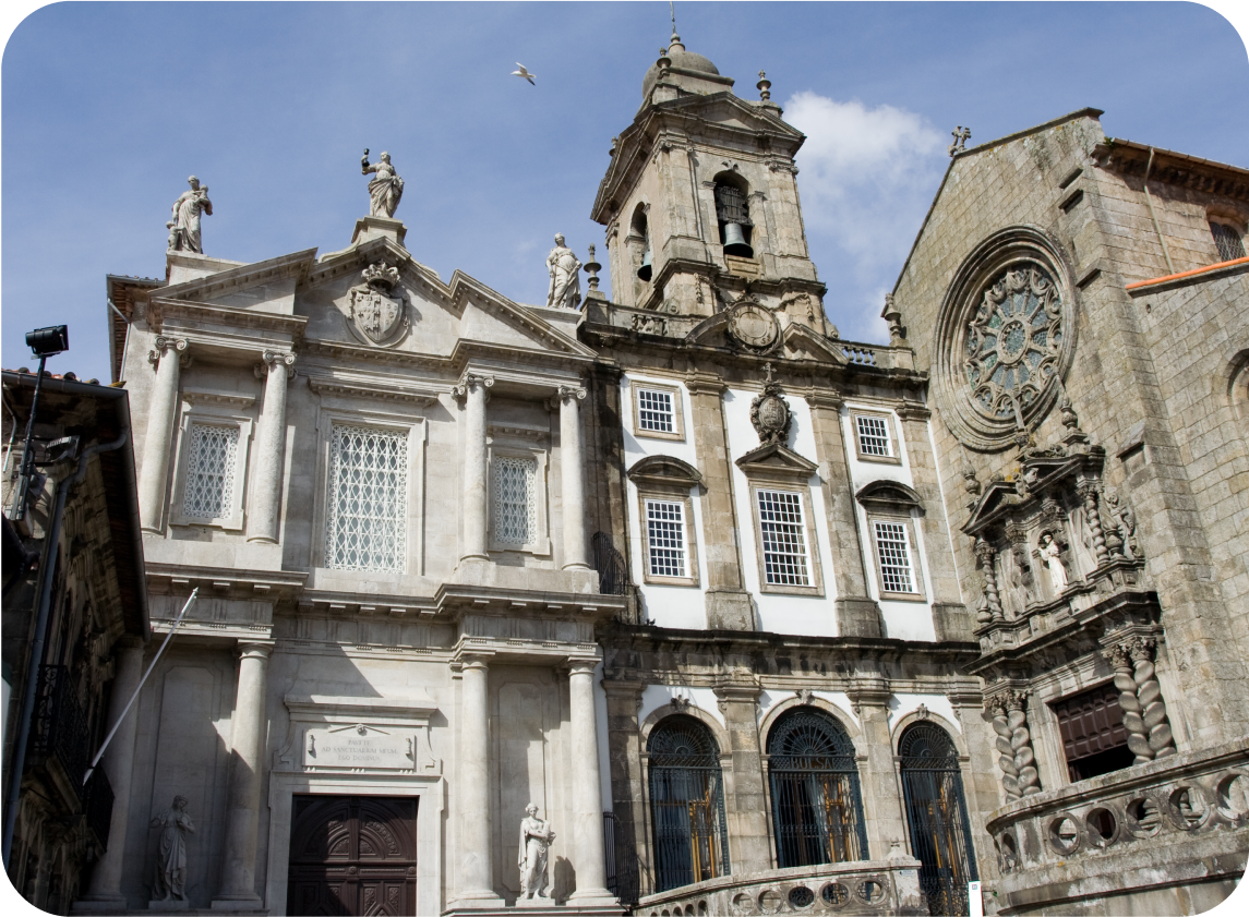 Imagen de Palacio de la Bolsa, Oporto donde se encuentra el local de consignas para guardar equipaje