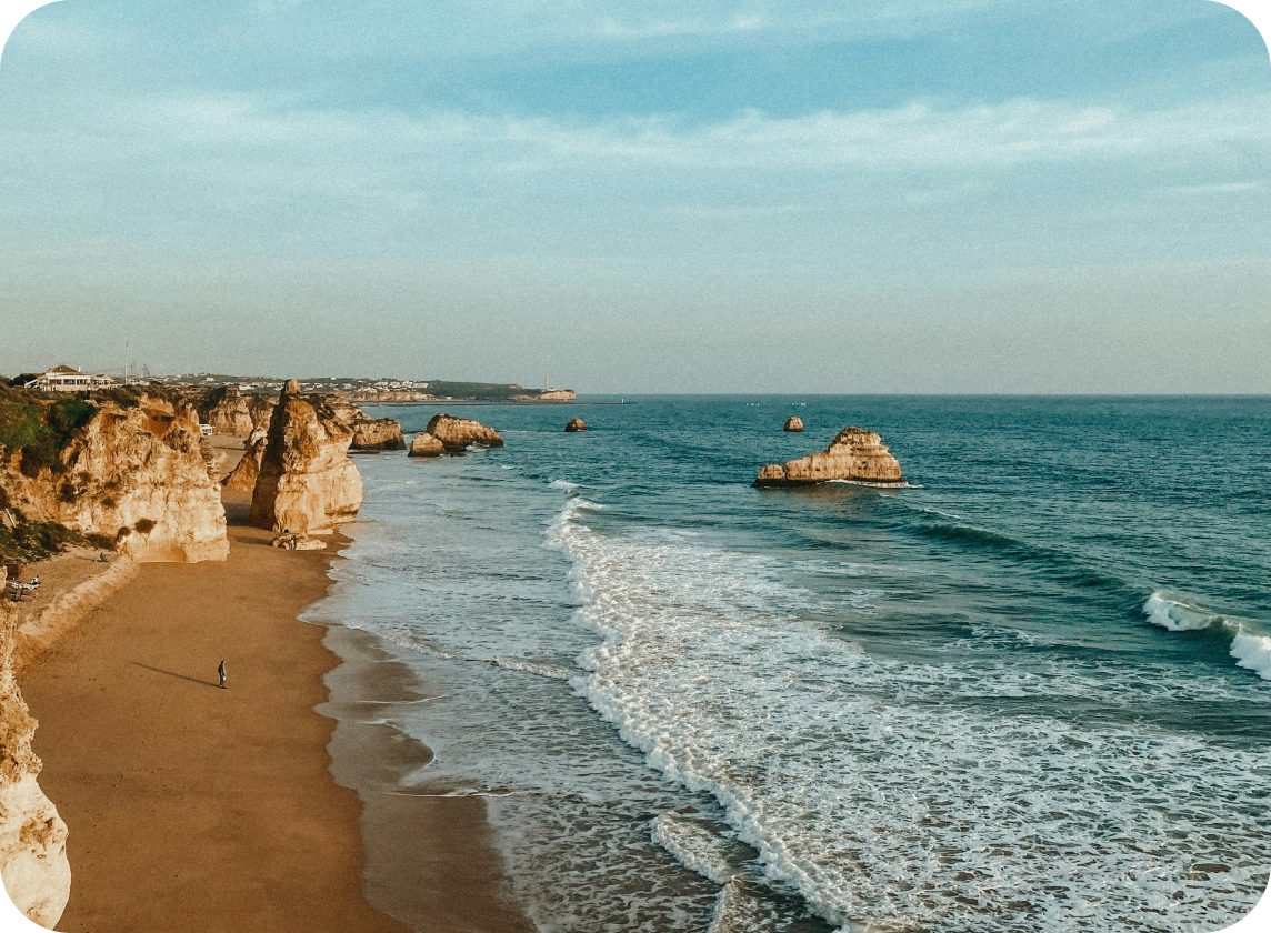 Image of Praia da Rocha | Fortaleza de Santa Catarina, Portimao where the luggage storage facility is located