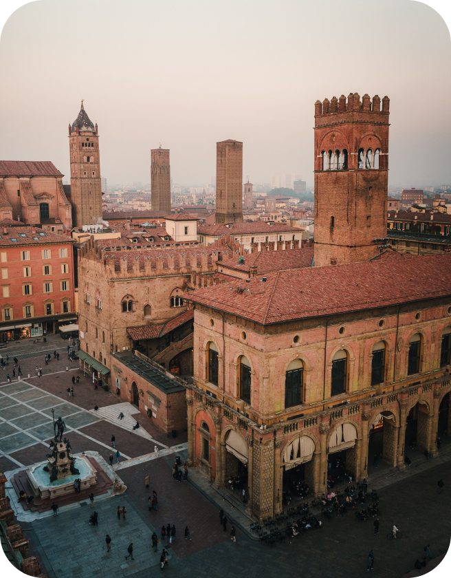 Stazione Centrale | Autostazione | Piazza Maggiore